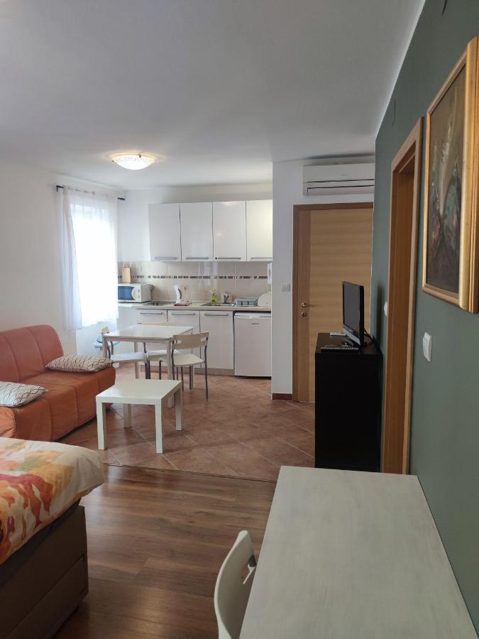 Apartment Casa Nova Ровинь Экстерьер фото