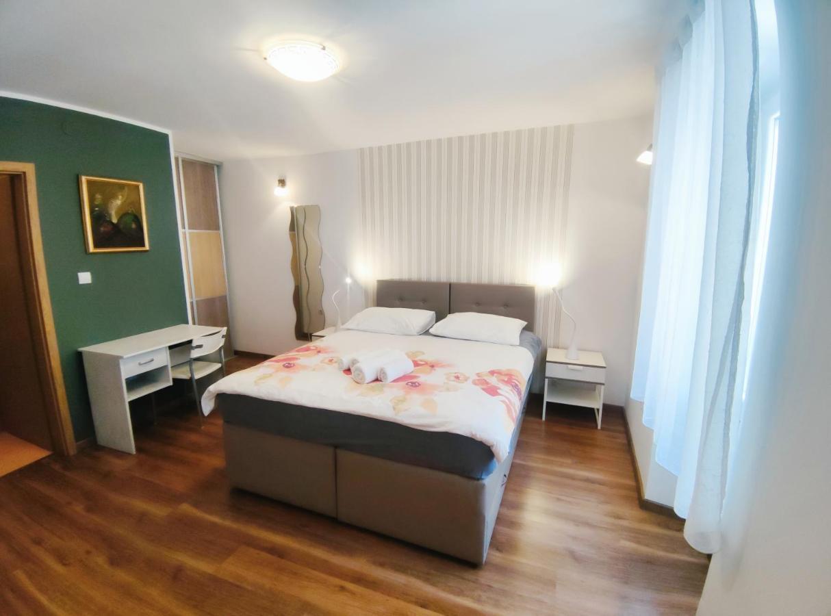 Apartment Casa Nova Ровинь Экстерьер фото