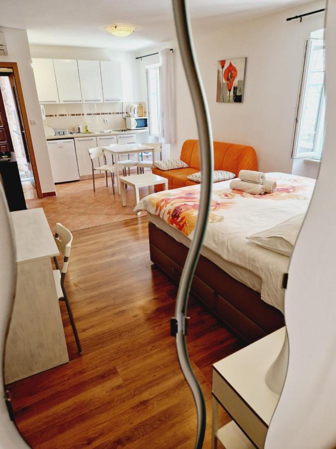 Apartment Casa Nova Ровинь Экстерьер фото