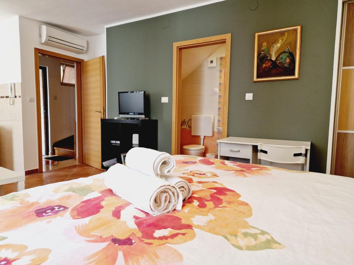 Apartment Casa Nova Ровинь Экстерьер фото