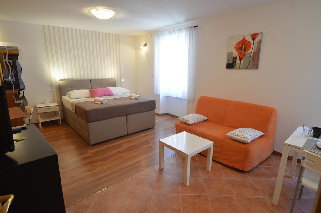 Apartment Casa Nova Ровинь Экстерьер фото
